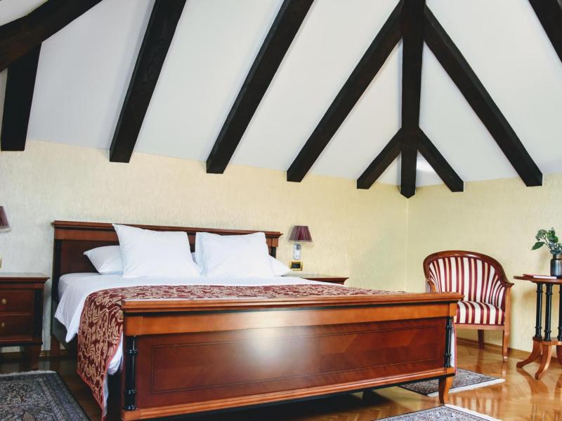 Kazbek Castle , Dubrovnik  