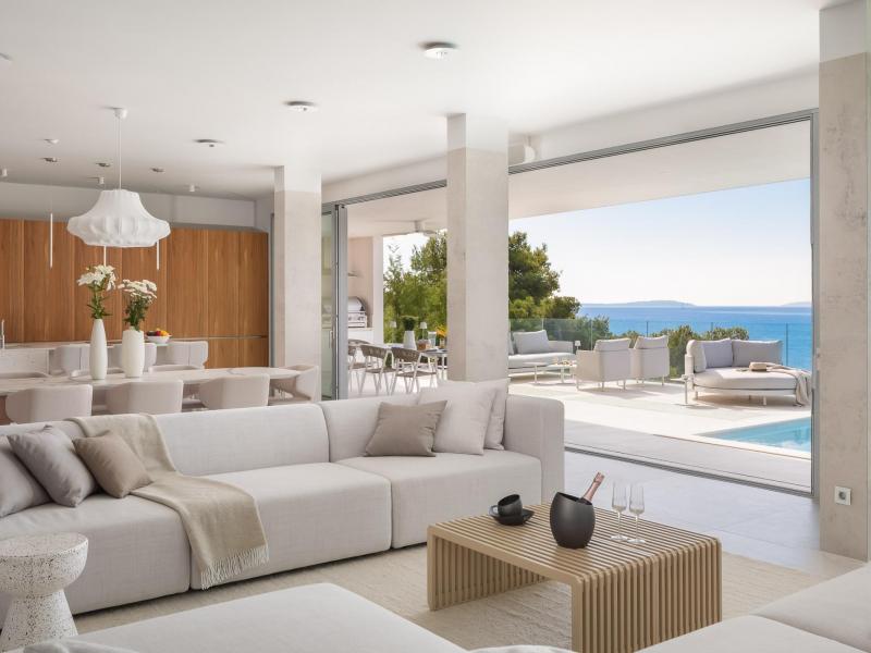 Villa White Pearl , Dalmatian Hinterland  