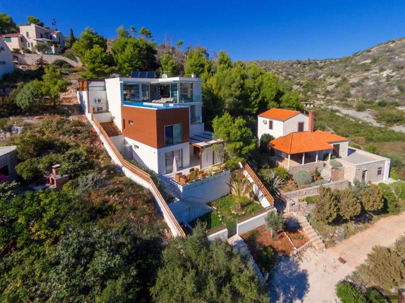 Villa Infinity , Islands  