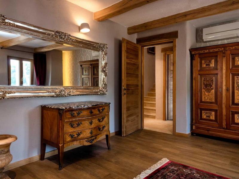 Villa Aurelia , Islands  