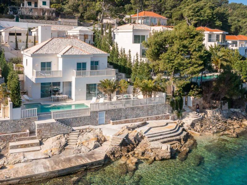 Villa Dorida , Islands  