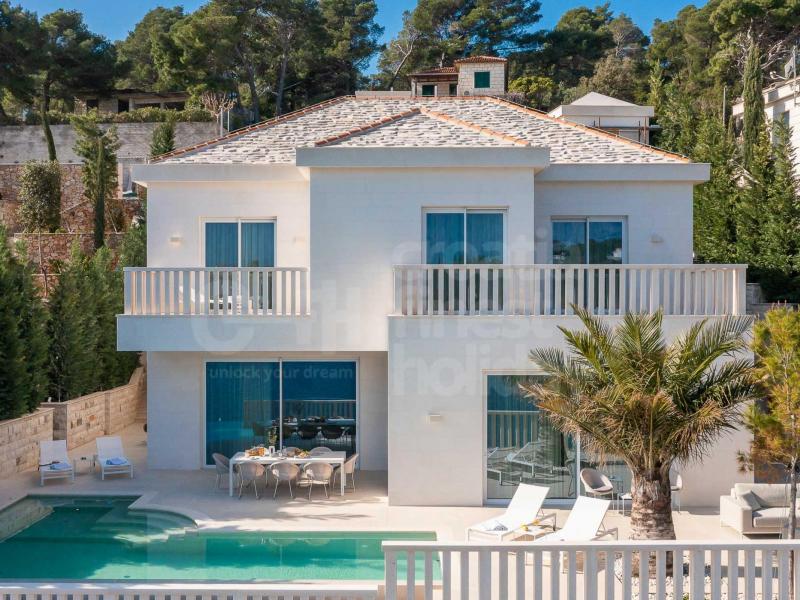 Villa Dorida , Islands  