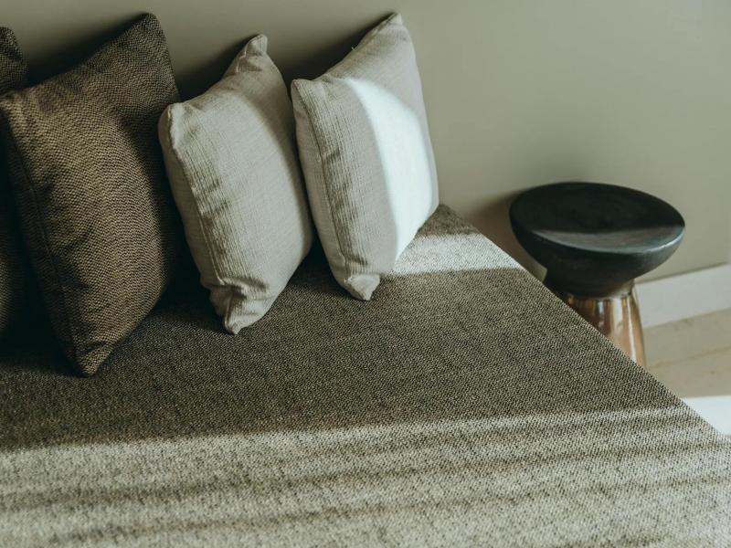 Villa Cascadia , Islands  