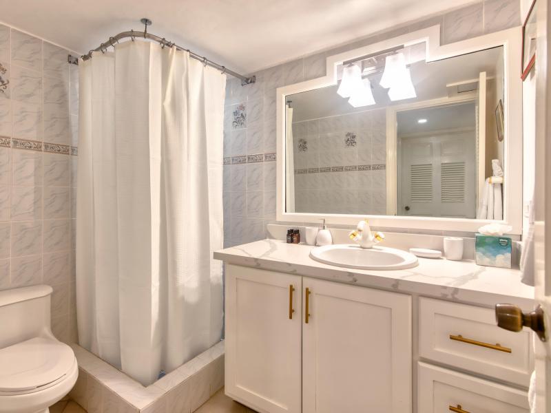 One Love , Montego Bay , Tryall  