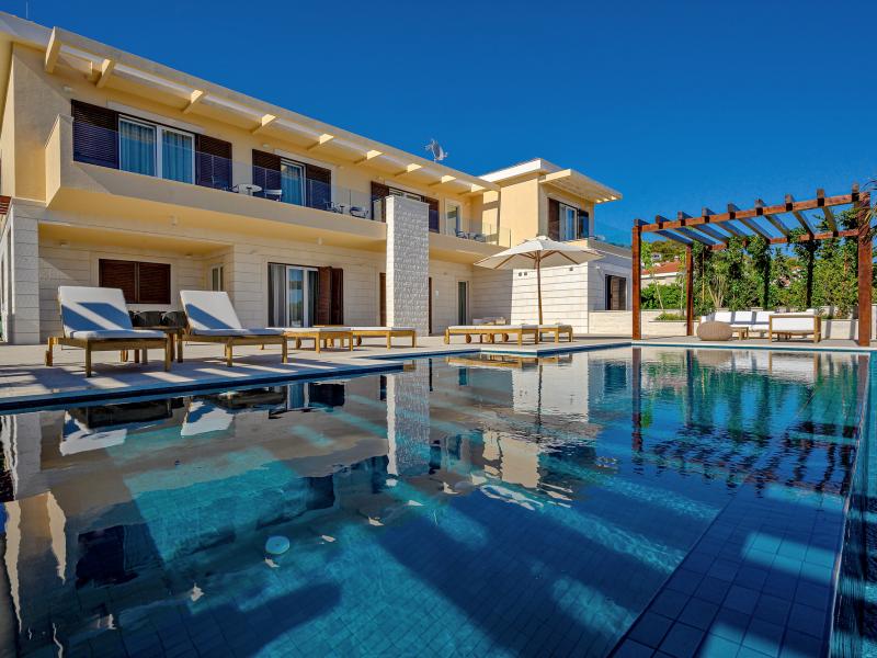 Villa Azzurro  , Hvar  