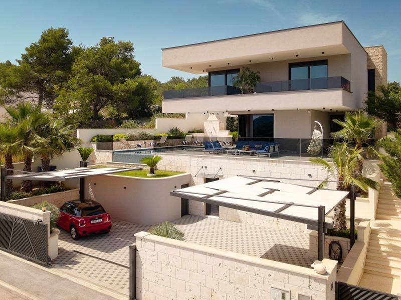 Villa Lucy.Plum , Dalmatian Hinterland , Trogir Riviera  