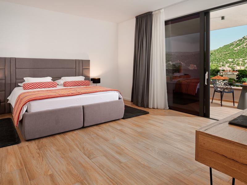 Villa Lucy.Cherry , Dalmatian Hinterland  