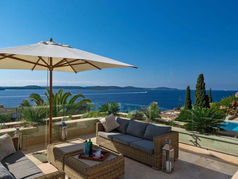 Villa Terra Rossa  , Hvar  