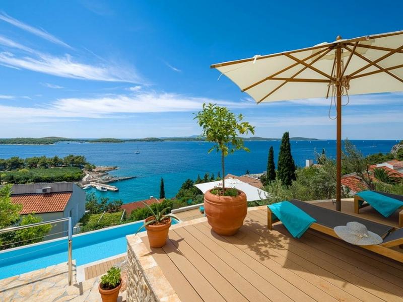 Villa Terra Rossa  , Hvar  
