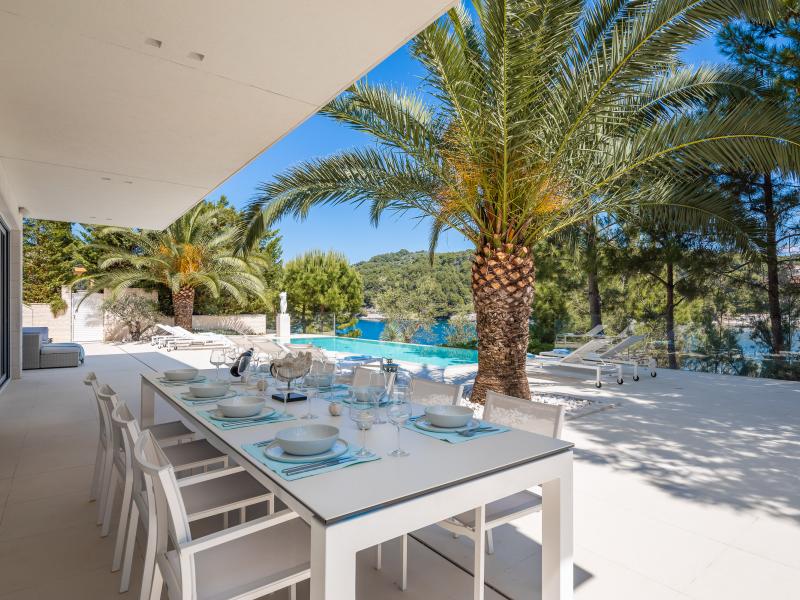 Villa Neptun , Islands  