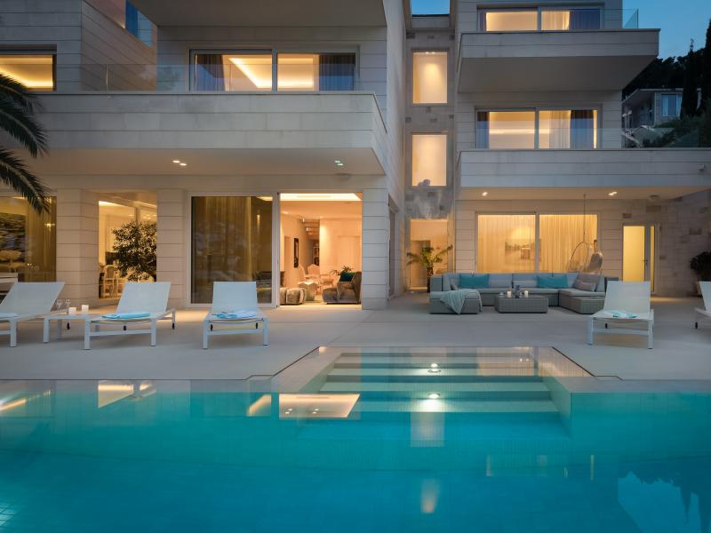 Villa Neptun , Islands  