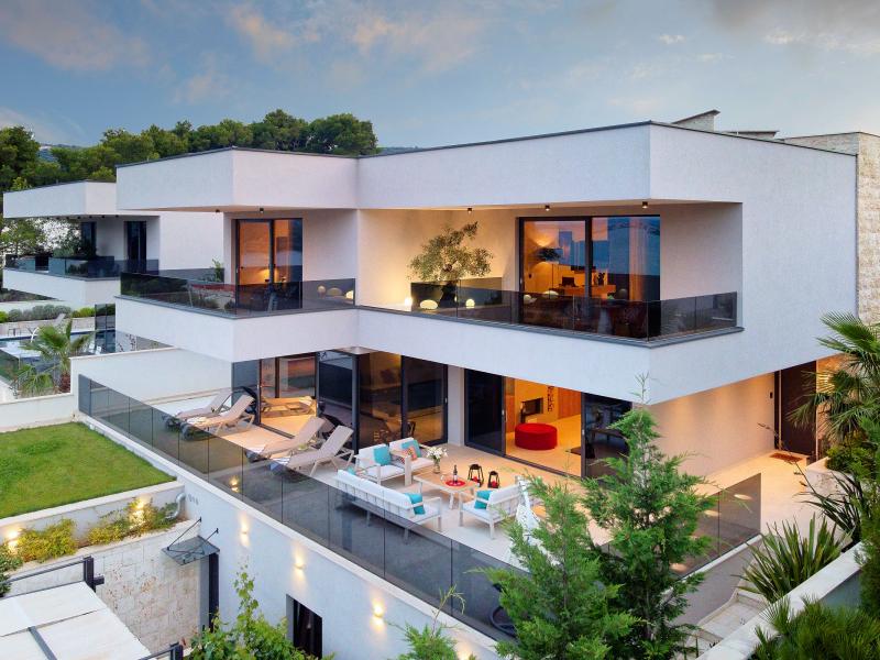 Villa Lucy.Cherry , Dalmatian Hinterland  