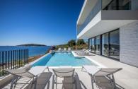 Villa Miracle