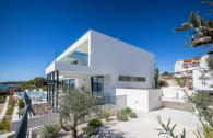 Villa Miracle